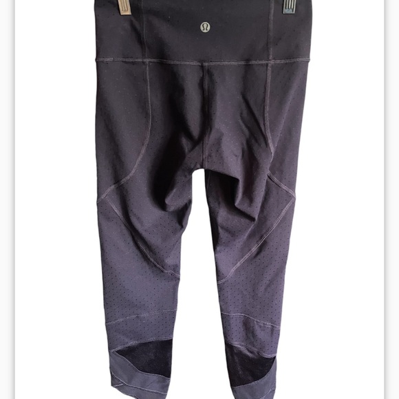 Sale‼️Lululemon Leggings-Size 4  Pre-owned - Picture 2 of 5